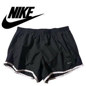 NIKE Tempo Running Shorts 3" Black White Lined Swoosh Pocket Training Women’s M